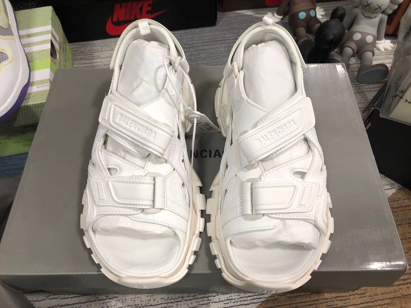 balenciaga sandals mens white