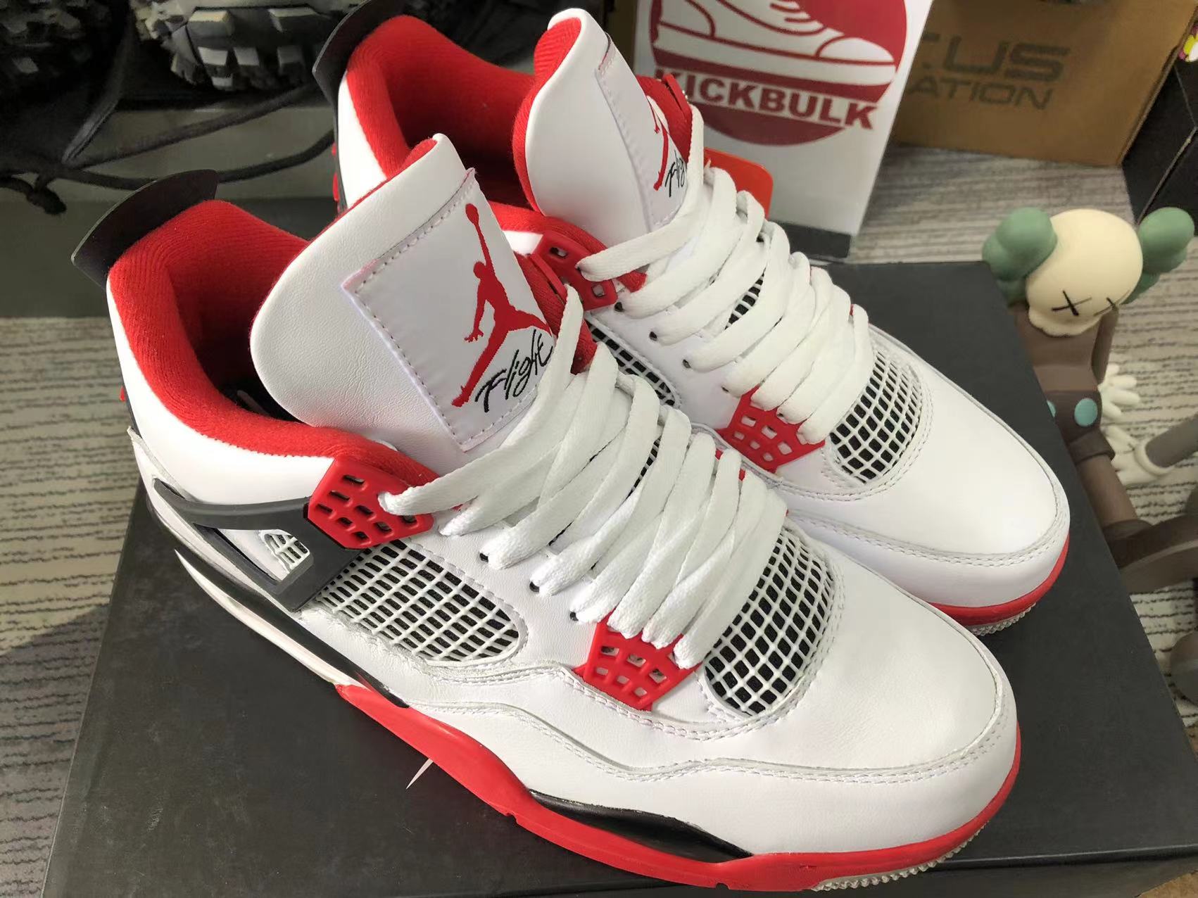 retail fire red 4s