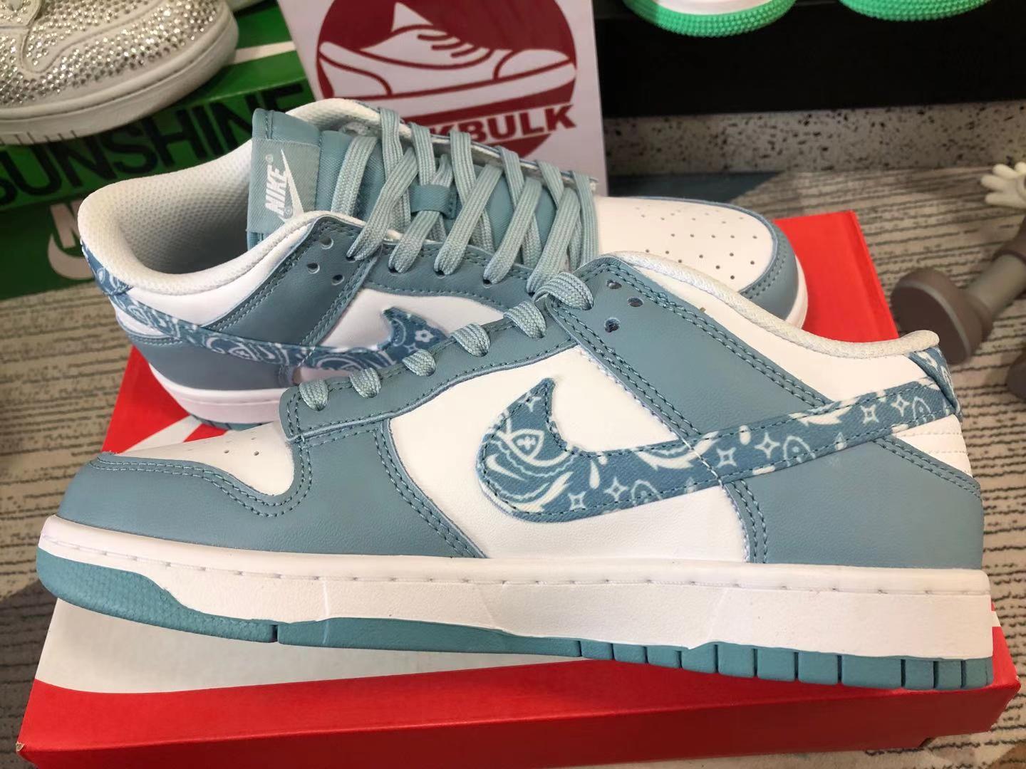 Nike Dunk Low 'Blue Paisley' DH4401101 Kickbulk Sneaker Camera photos