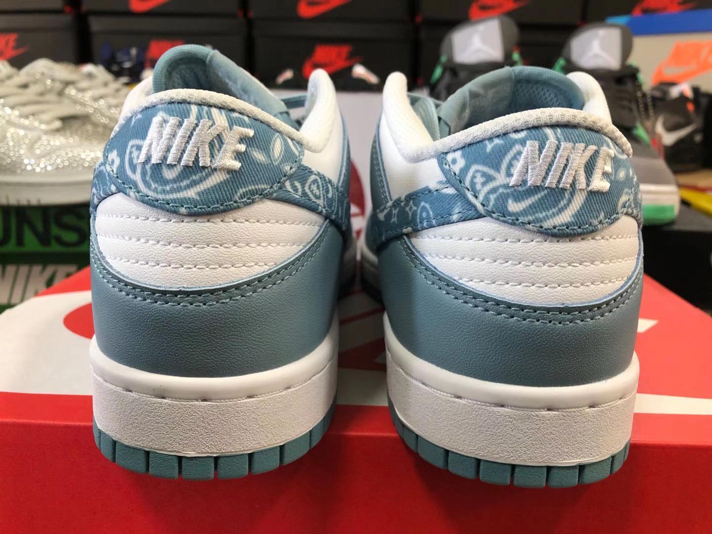 Nike Dunk Low 'Blue Paisley' DH4401101 Kickbulk Sneaker Camera photos