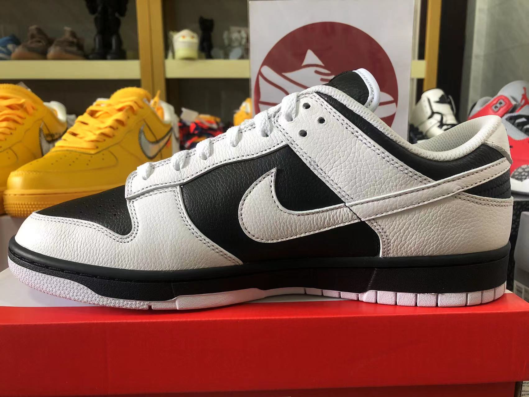 NIKE DUNK LOW 'REVERSE PANDA' 2022 FD9064-011 Kickbulk Sneaker shoes reviews Camear photos