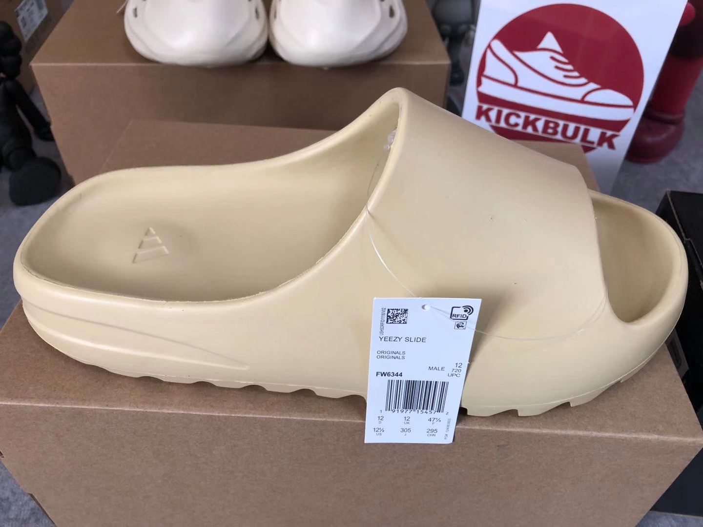 nike yeezy slippers